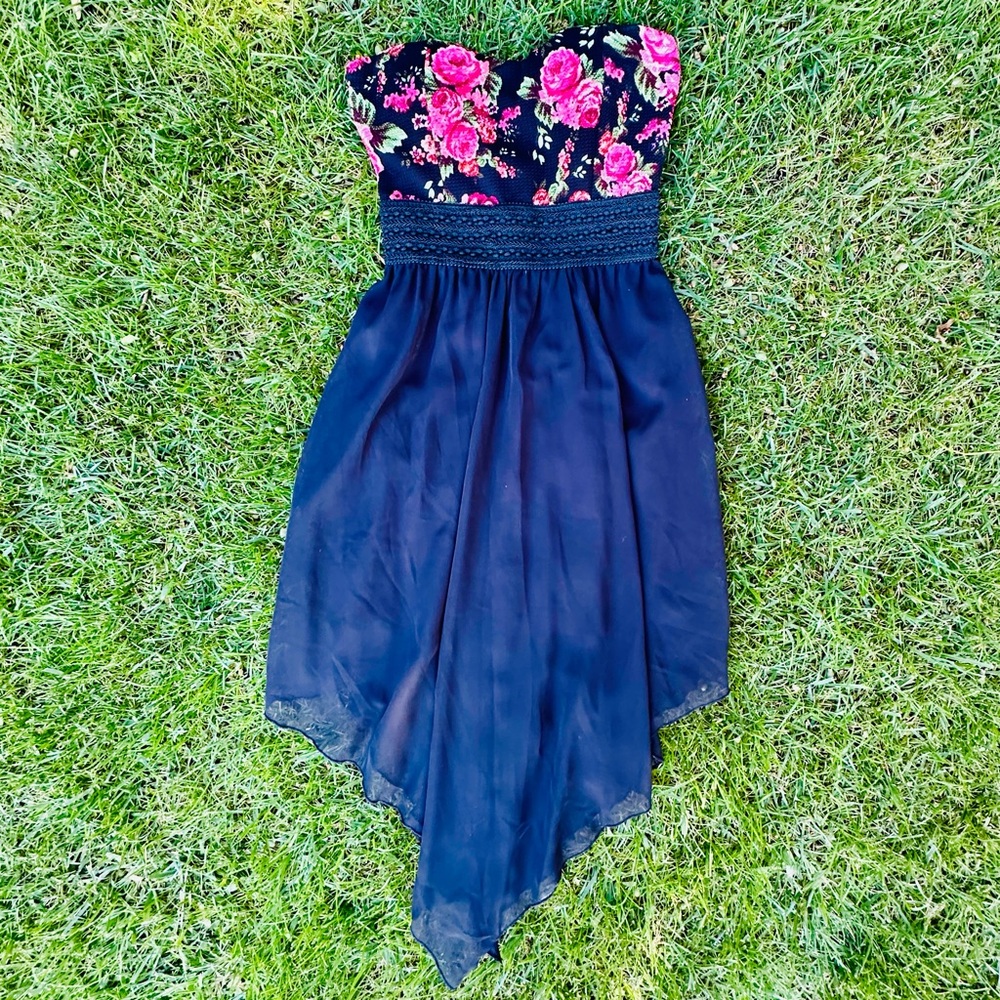 Wild Daisy Strapless Floral Dress